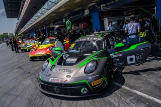 911	Absolute Racing	Eshan Pieris	Tanart Sathienthirakul	Porsche 911 GT3 R (992) | SRO Motorsport Group