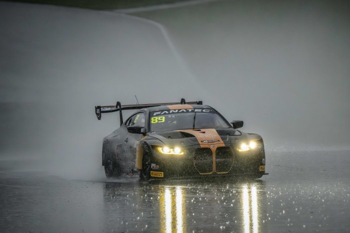 Fanatec GT Asia: heavy rain curtails Official Practice 1 at Fuji