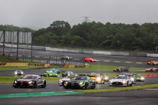 Race 2 Start | SRO Motorsport Group