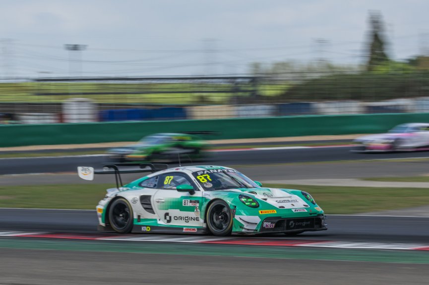 87	Origine Motorsport	Yuan Bo	Leo Ye Hongli	Porsche 911 GT3 R (992)