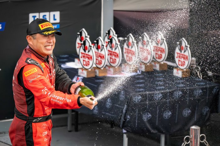 AmチャンピオンのTeam MACCHINAが最新鋭機Ferrari 296 GT3でタイトル防衛に挑む！