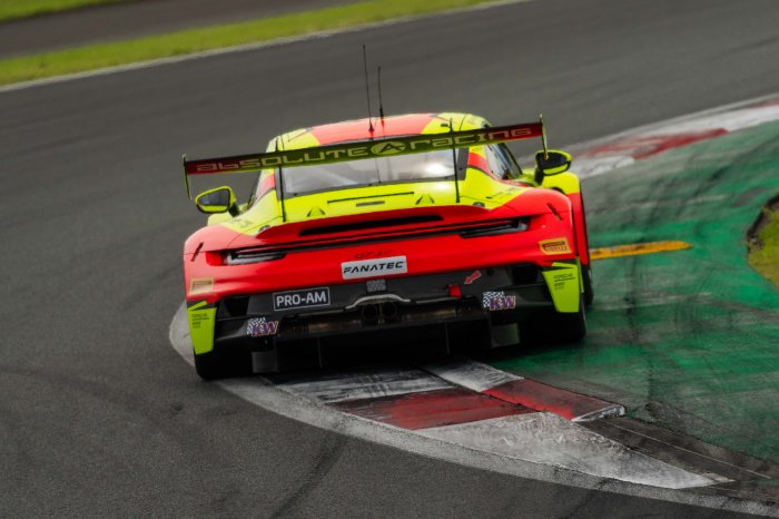 Fanatec GT Asia: Picariello quickest in wet/dry second practice at Fuji