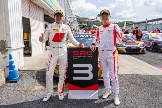 40	Audi Sport Asia Team Absolute			Huang Ruo Han			Markus Winkelhock			Audi R8 LMS GT3 EVO II  | SRO Motorsports Group